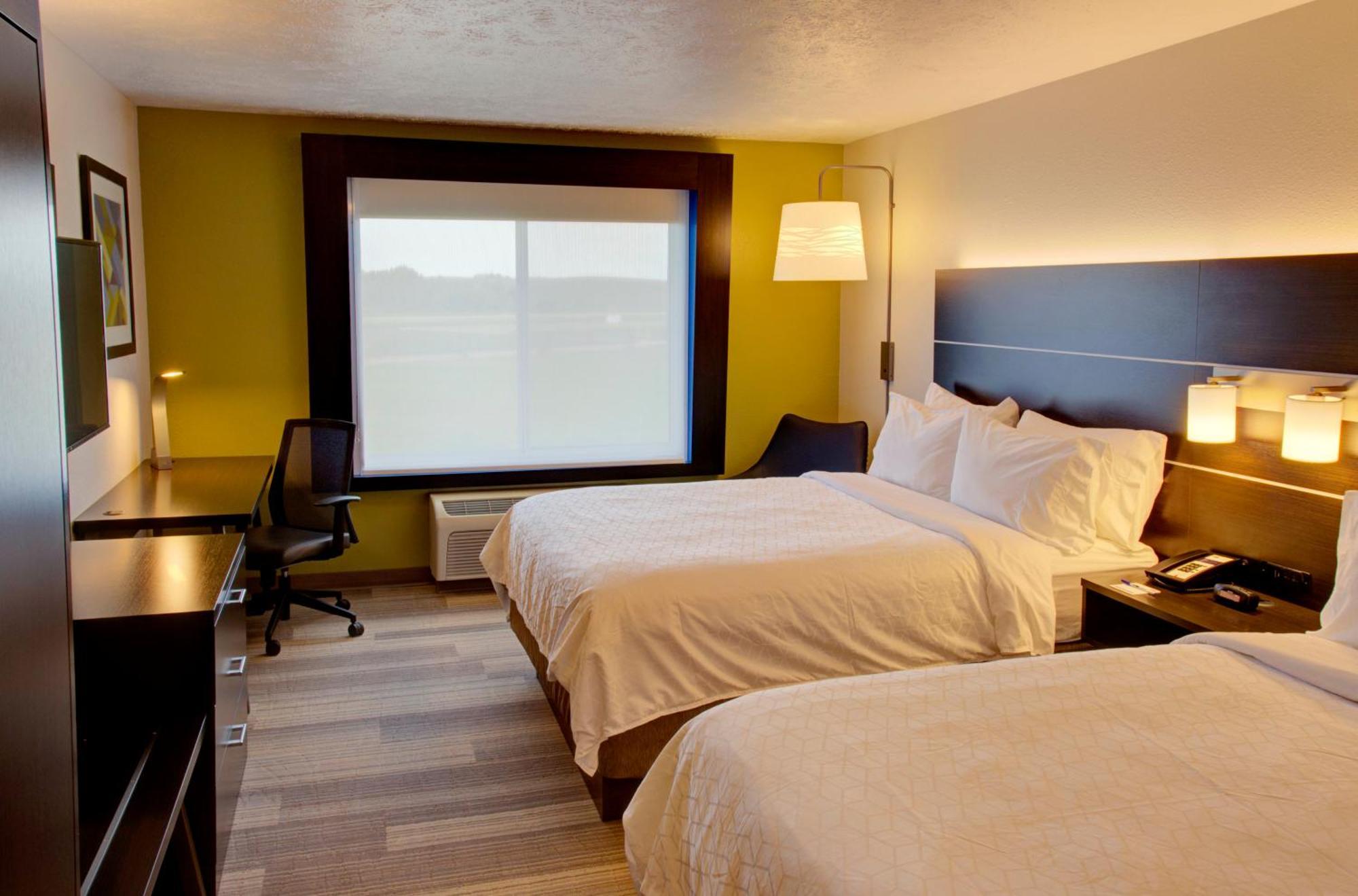 Holiday Inn Express & Suites Le Mars By Ihg Exterior photo