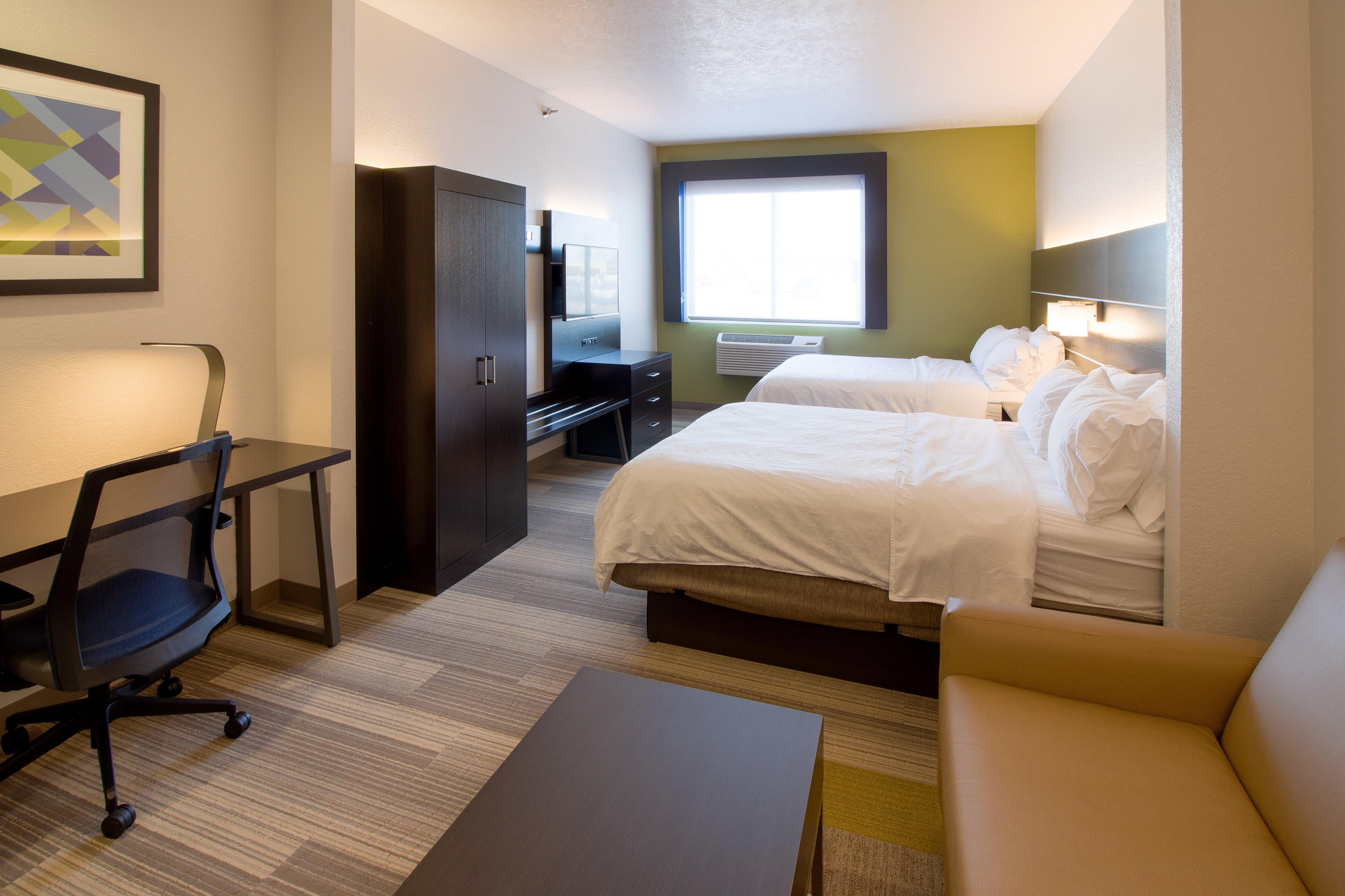 Holiday Inn Express & Suites Le Mars By Ihg Exterior photo